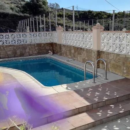Casa Paloma Blanca